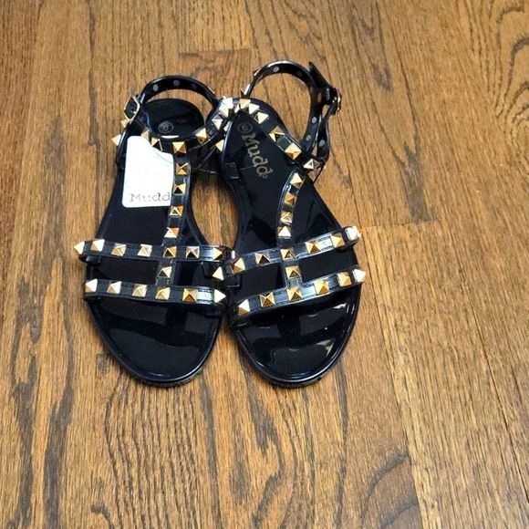 Mudd Shoes - Mudd black & rose gold jelly shoes 6